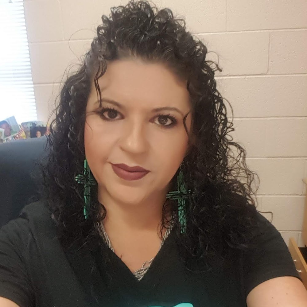 Meet your Posher, Annette